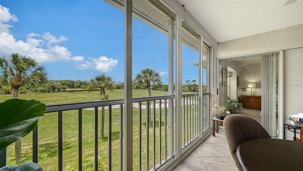 9641 Castle Point Drive, Unit 1226, Sarasota, FL 34238 Photo