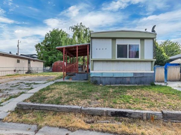 6954 S FLAMINGO WAY , West Jordan, UT 84084