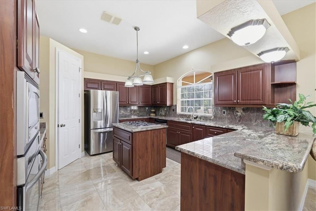 14760 Royal Oak Ct, Fort Myers, FL 33919 Photo