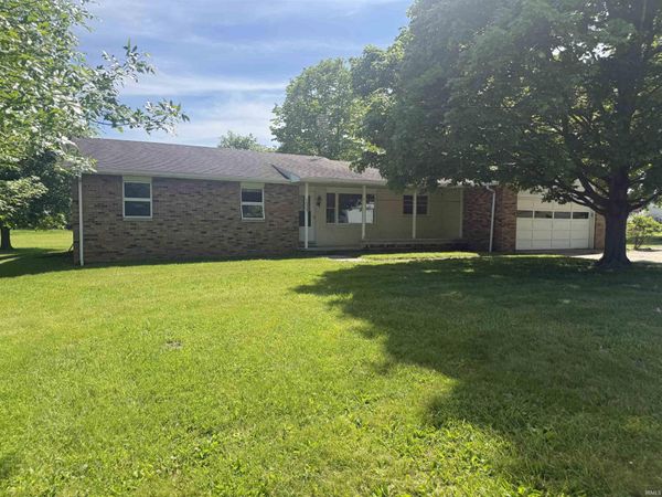 16907 Indianapolis Road, Yoder, IN 46798