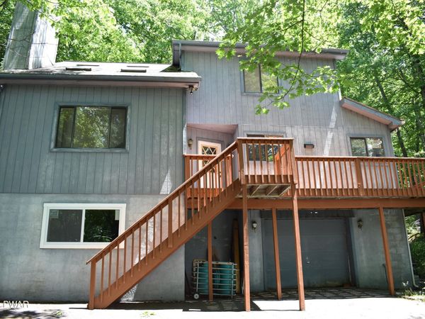 125 Canterbrook Drive, Lords Valley, PA 18428