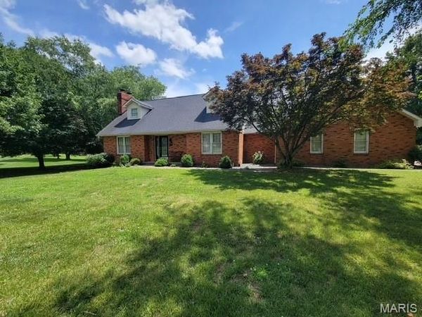 259 Ridge Top Circle , Cape Girardeau, MO 63701