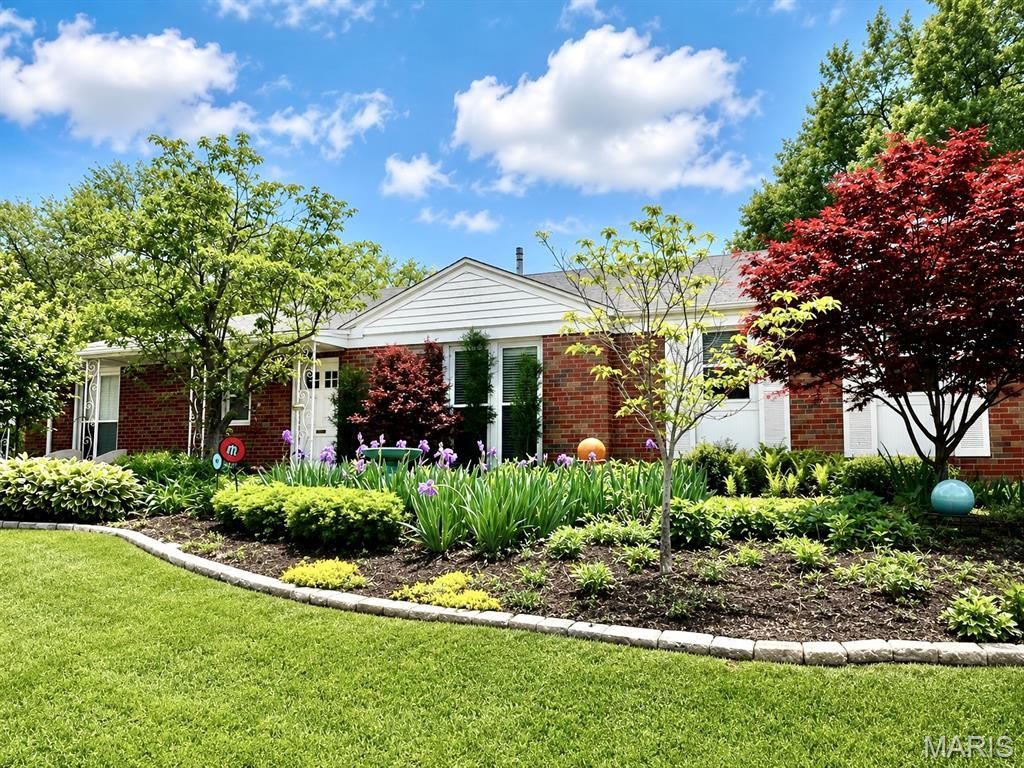 8412 Old Bonhomme Road , University City, MO 63132 Main Photo