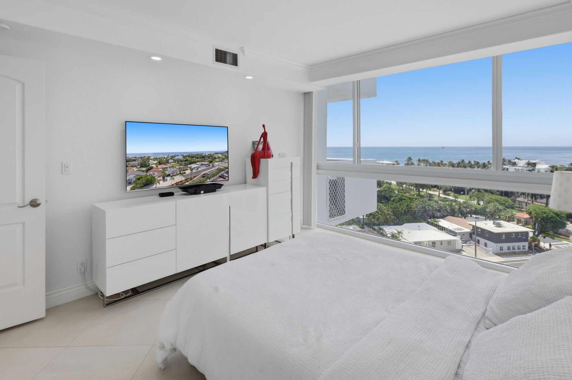 2715 N Ocean Boulevard, Unit 10c, Fort Lauderdale, FL 33308 Photo