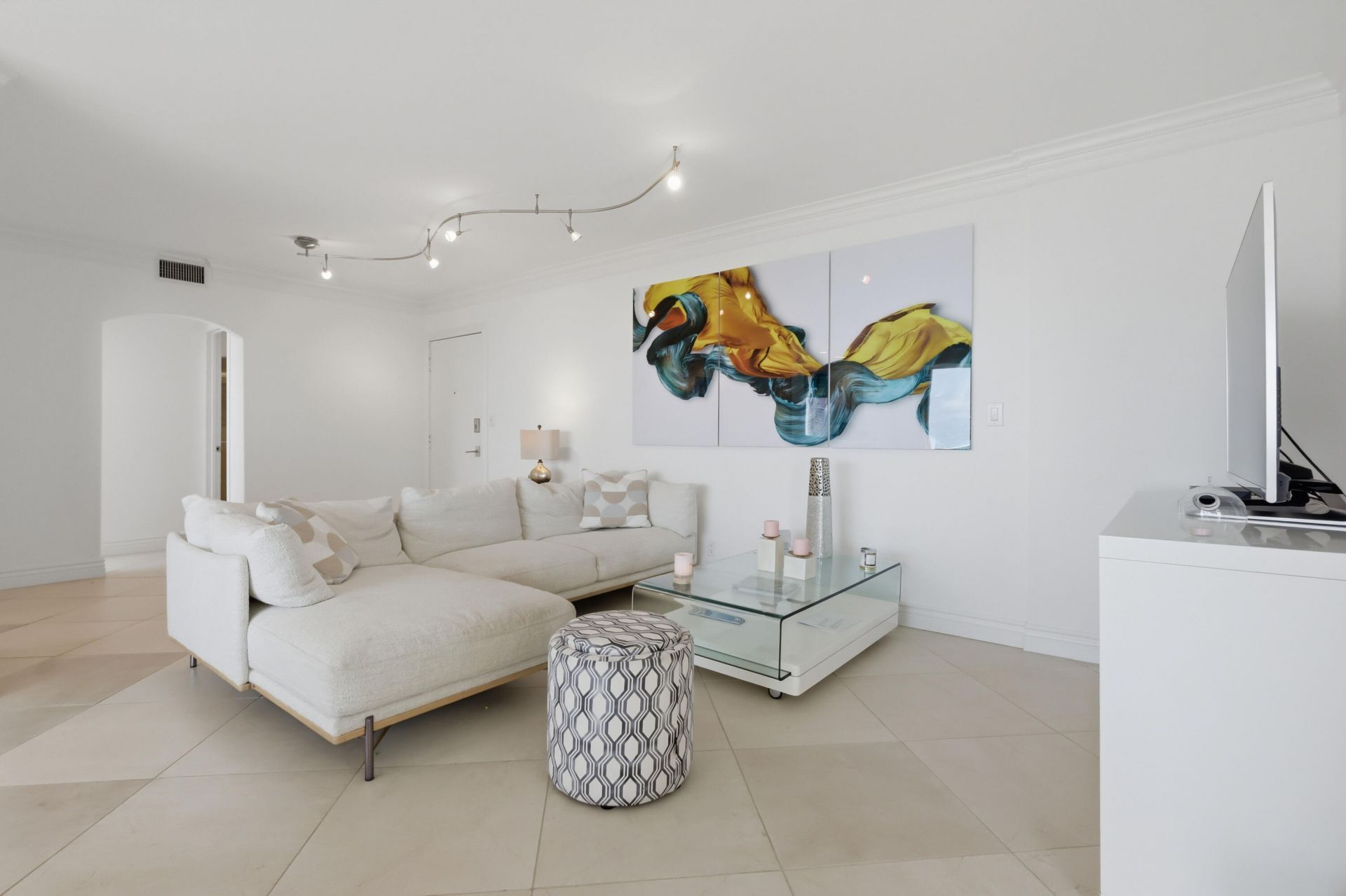 2715 N Ocean Boulevard, Unit 10c, Fort Lauderdale, FL 33308 Photo