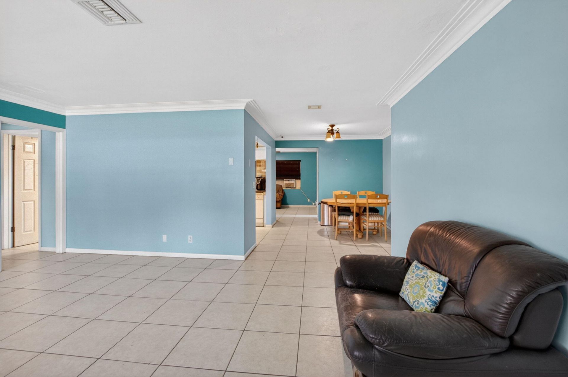 220 SW 10th Avenue, Boynton Beach, FL 33435 Photo