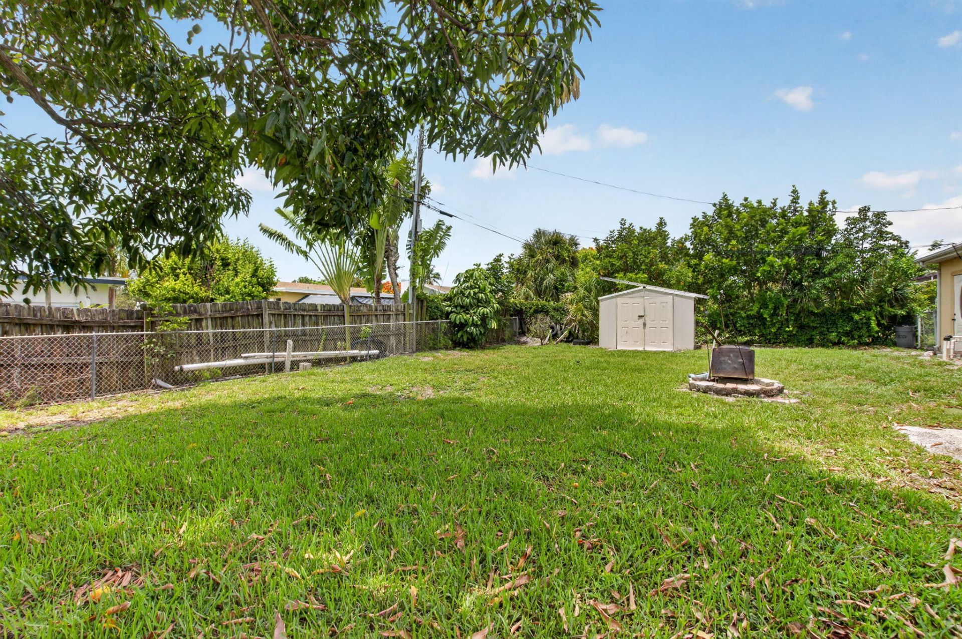 220 SW 10th Avenue, Boynton Beach, FL 33435 Photo