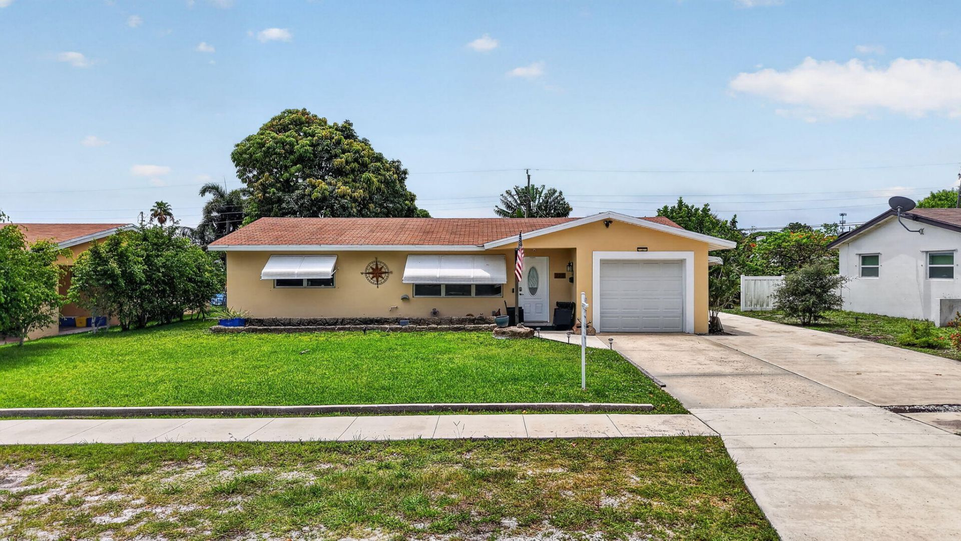 220 SW 10th Avenue, Boynton Beach, FL 33435 Photo