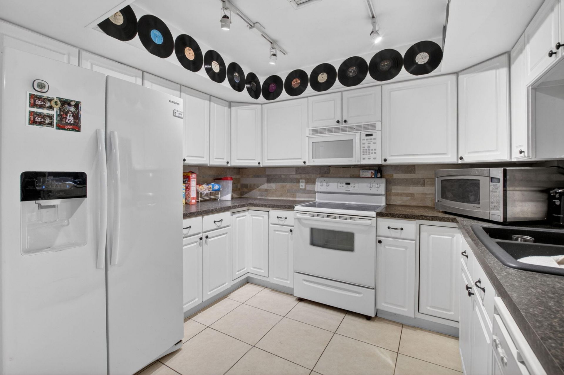 220 SW 10th Avenue, Boynton Beach, FL 33435 Photo