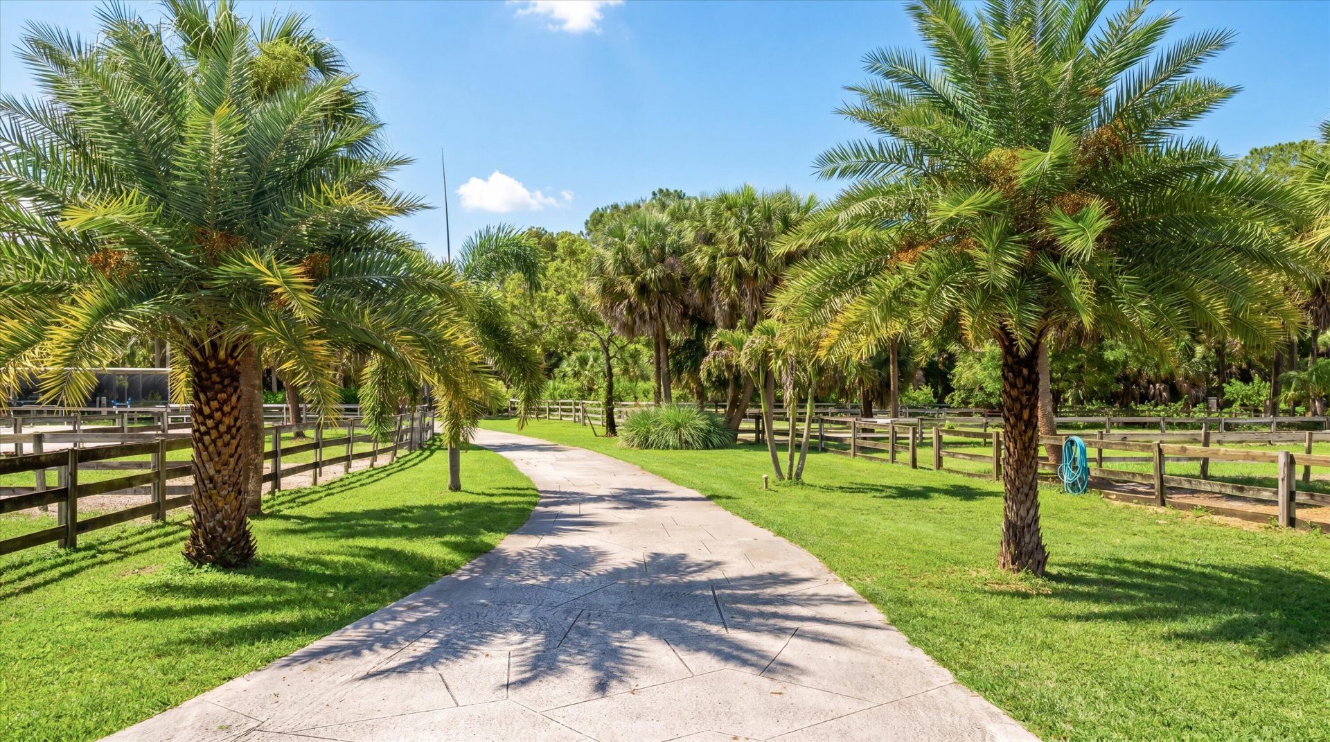 2910 Doe Trail, Loxahatchee, FL 33470 Photo