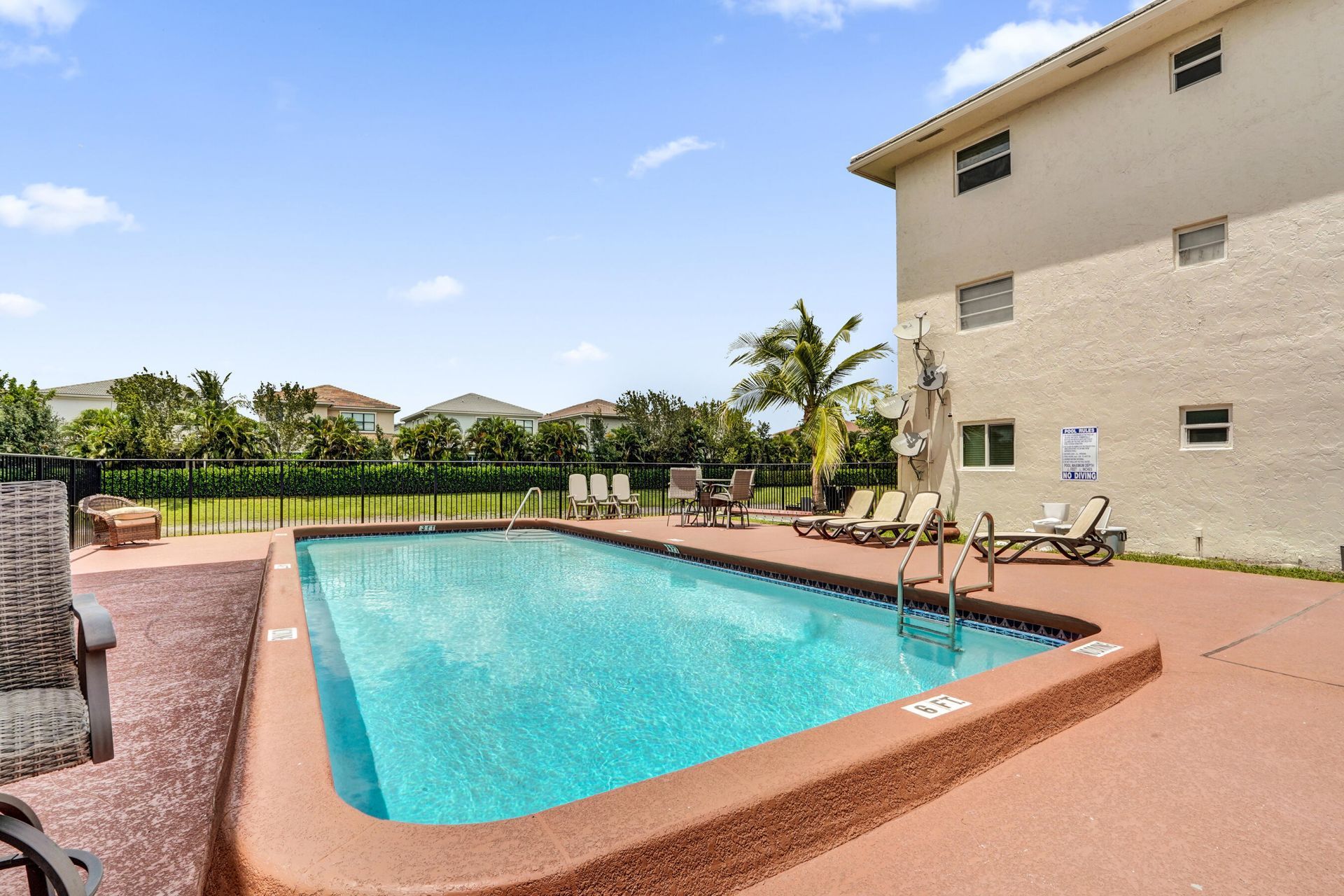 8801 NW 38th Drive, Unit 204b, Coral Springs, FL 33065 Photo