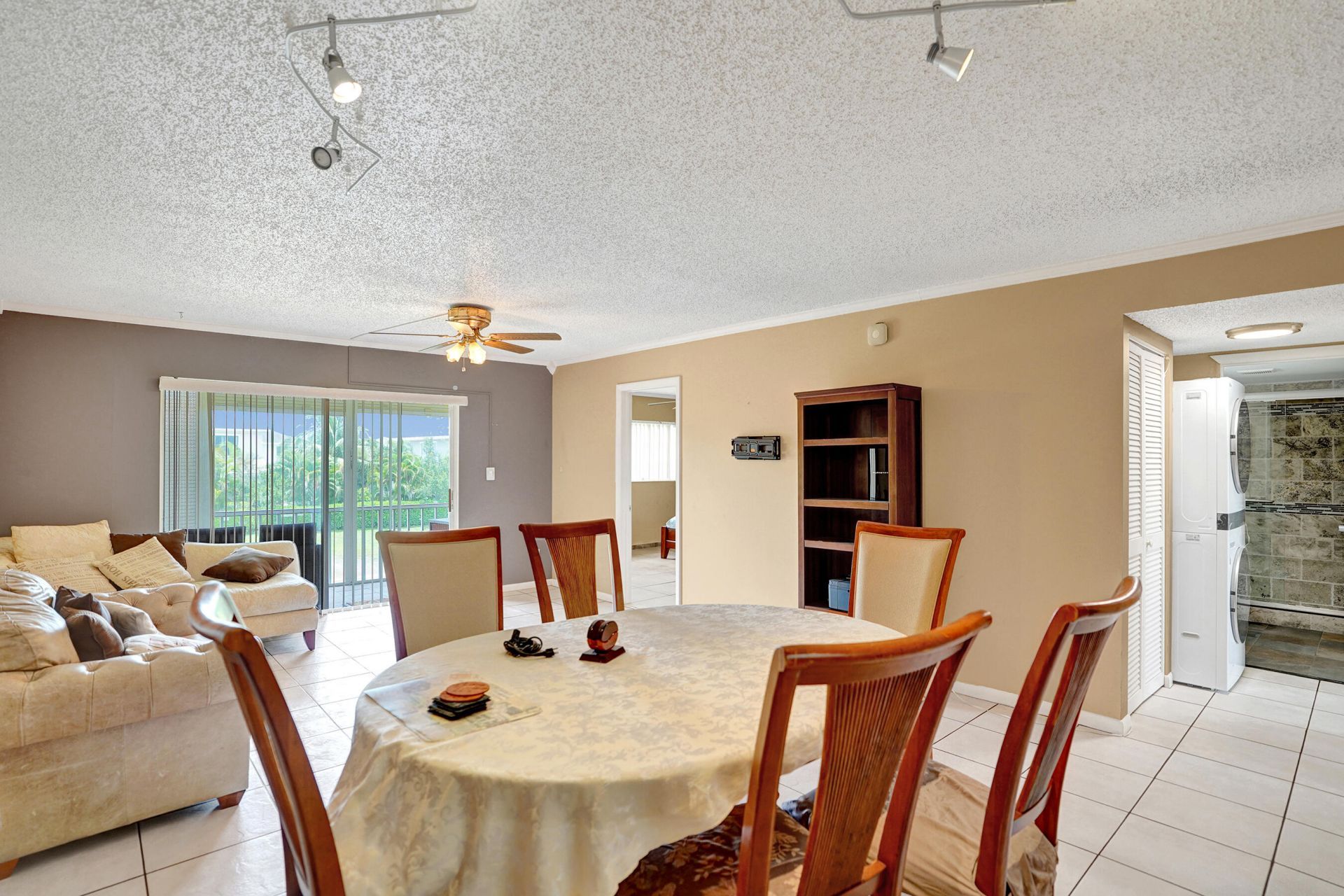 8801 NW 38th Drive, Unit 204b, Coral Springs, FL 33065 Photo