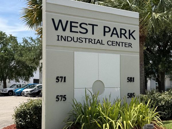 575 NW Mercantile Place, Unit 110, Port St. Lucie, FL 34986