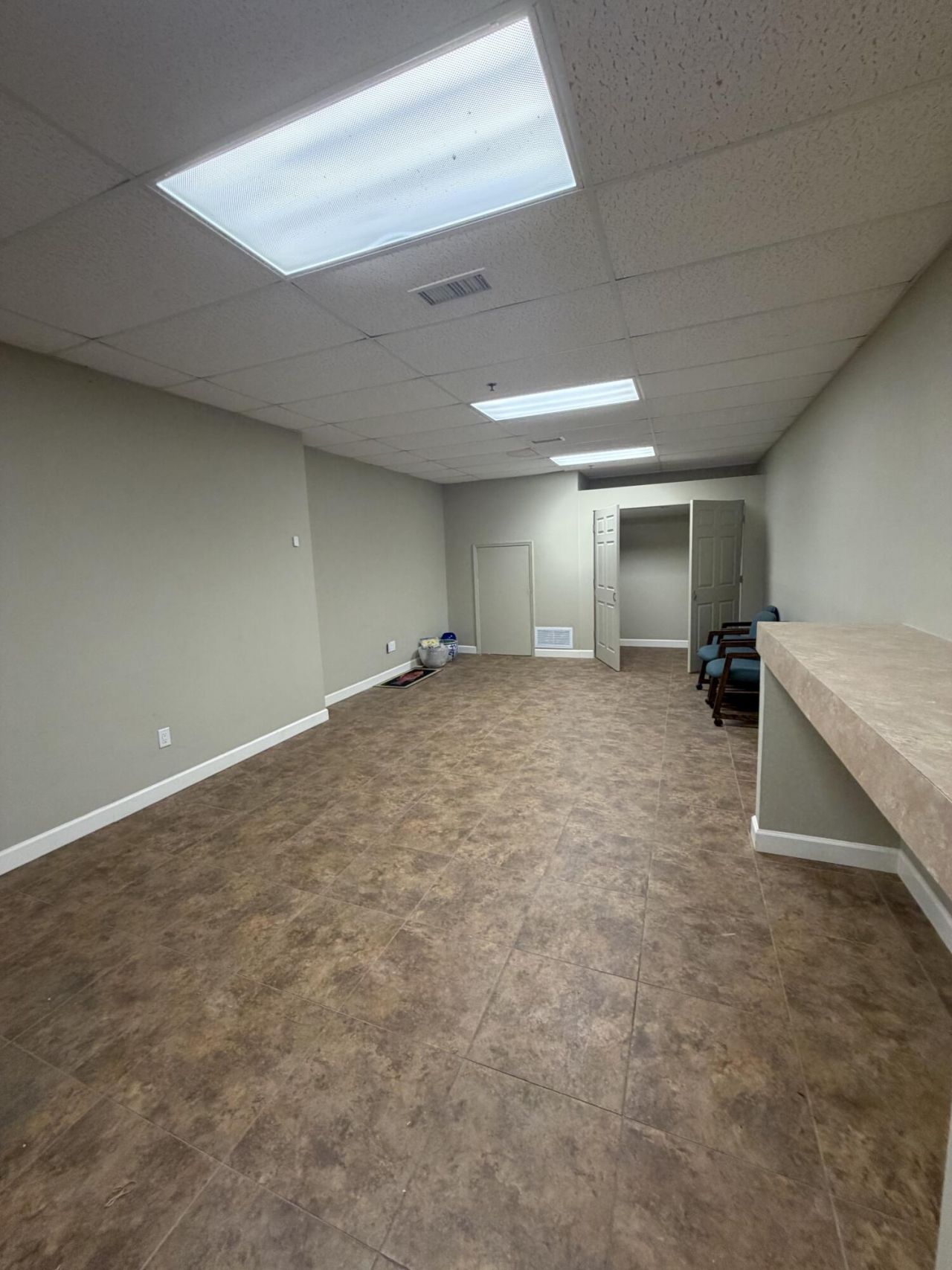 575 NW Mercantile Place, Unit 110, Port Saint Lucie, FL 34986 Photo