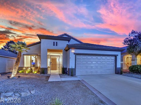 1851 Cypress Greens Avenue, Henderson, NV 89012