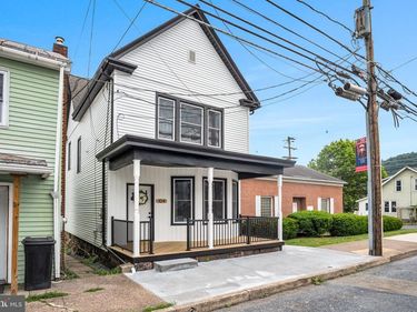 104 N HIGH STREET, DUNCANNON, PA 17020