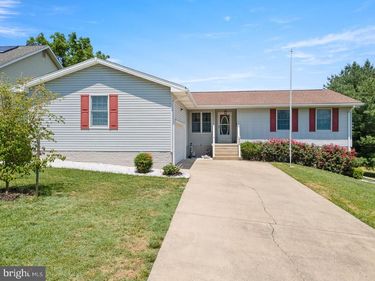 422 W COURT STREET, WOODSTOCK, VA 22664