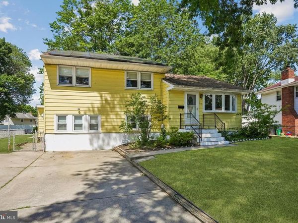 29 TRINITY PLACE, BARRINGTON, NJ 08007