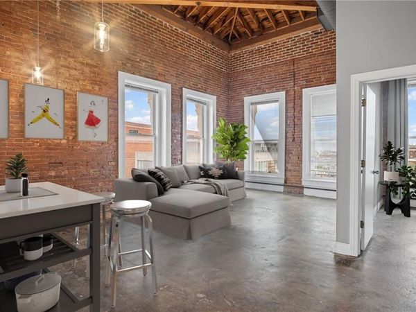 113 W 5th Street, Unit 305, Kansas City, MO 64105