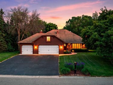 14305 44th Avenue N, Plymouth, MN 55446