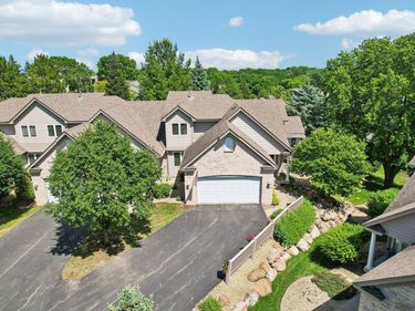11975 Tiffany Lane, Eden Prairie, MN 55344