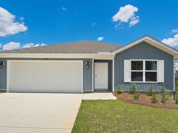 54 Craftsman Way, Freeport, FL 32439
