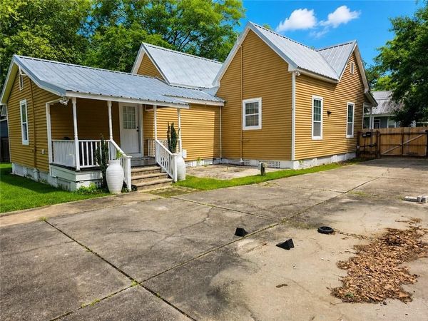 2739 COLLEGE Street, Slidell, LA 70458