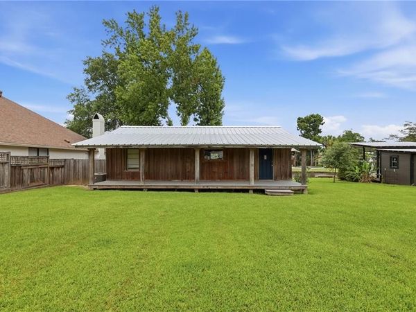 32533 RAINY Lane , Springfield, LA 70462
