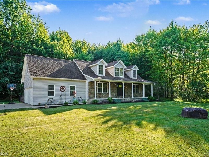 1310 Morning Star Drive, Roaming Shores, OH 44084 Photo 2