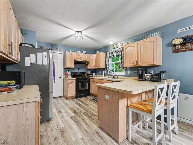 1310 Morning Star Drive, Roaming Shores, OH 44084 Photo 8