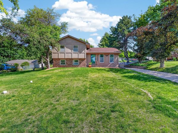 6800 NW 53rd Street, Johnston, IA 50131