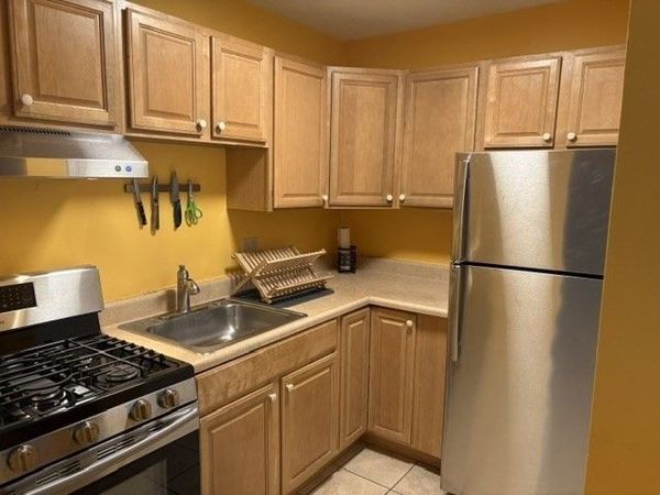 6 Hayes, Unit 12, Boston, MA 02131