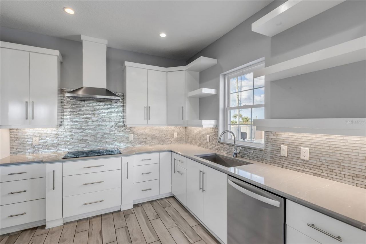 701 E Third Avenue , Unit PH, New Smyrna Beach, FL 32169 Photo