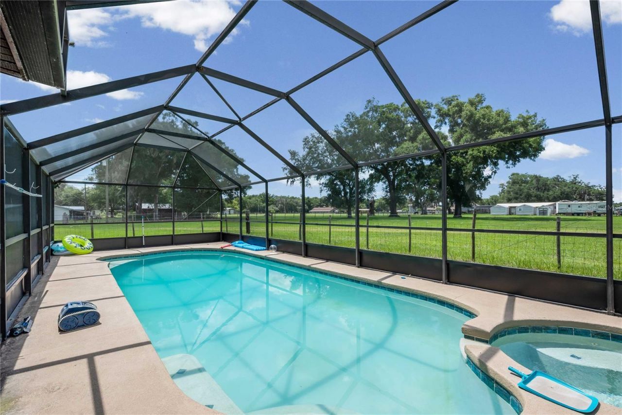 348 Cr 542e , Bushnell, FL 33513 Photo