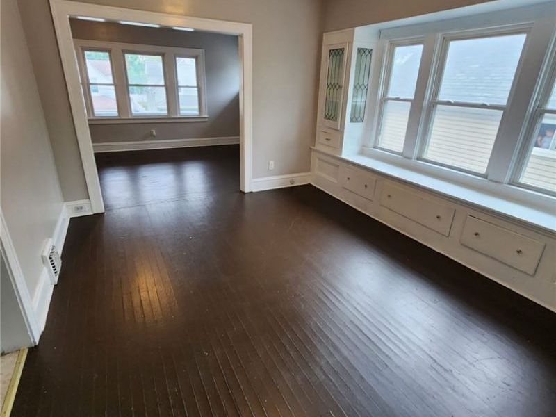 2200 W 104th Street , Unit Upper Unit, Cleveland, OH 44102 Photo 4