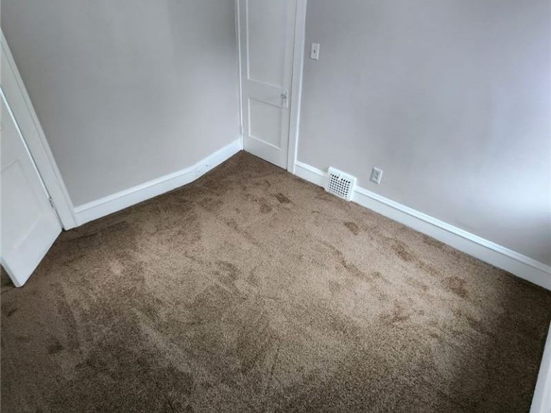 2200 W 104th Street , Unit Upper Unit, Cleveland, OH 44102 Photo 8