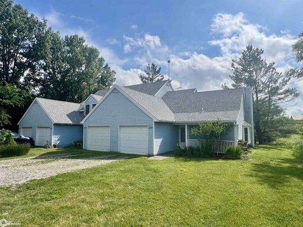 1000 Pleasant Plain #204 Road, Fairfield, IA 52556