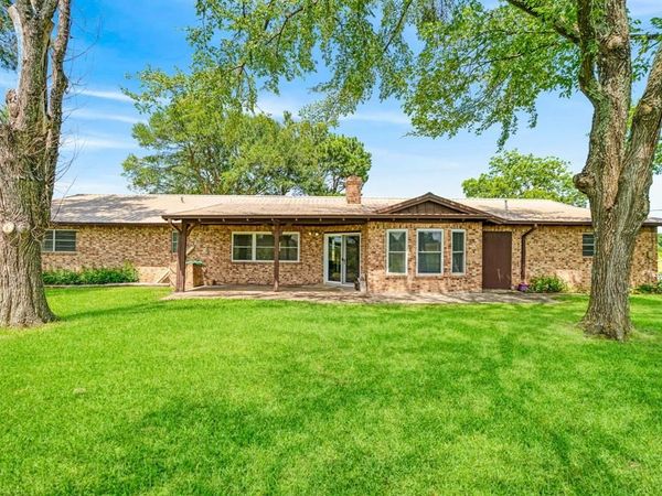 7484 Highway 271 S, Pattonville, TX 75468