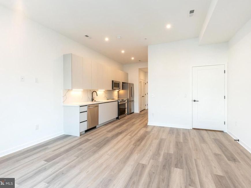 3120 W Jefferson Street , Unit 404, Philadelphia, PA 19121 Main Photo