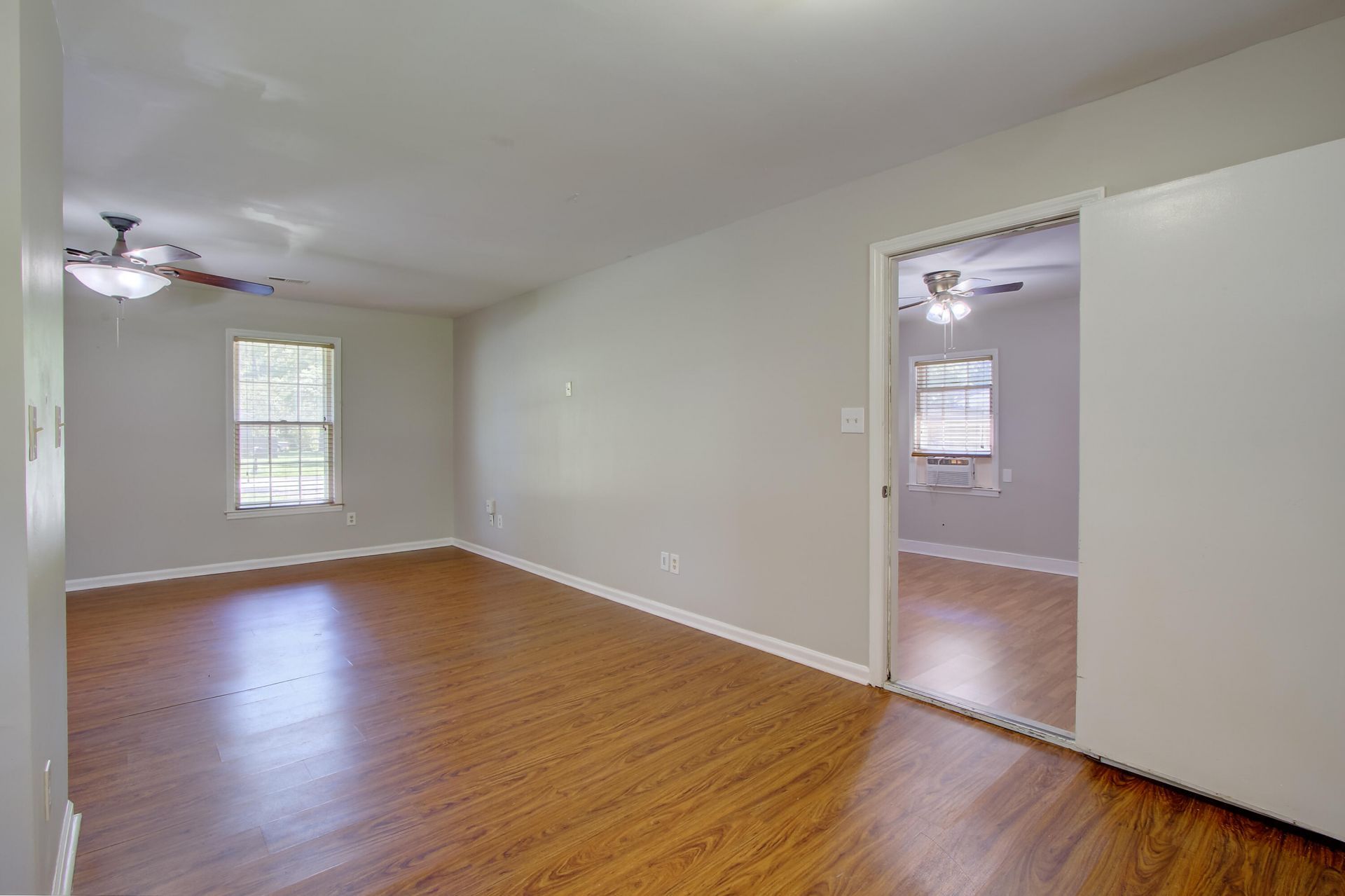 125 Tiffany Lane Photo 10