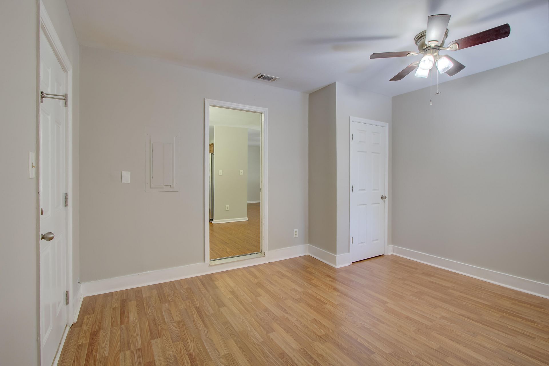 125 Tiffany Lane Photo 14
