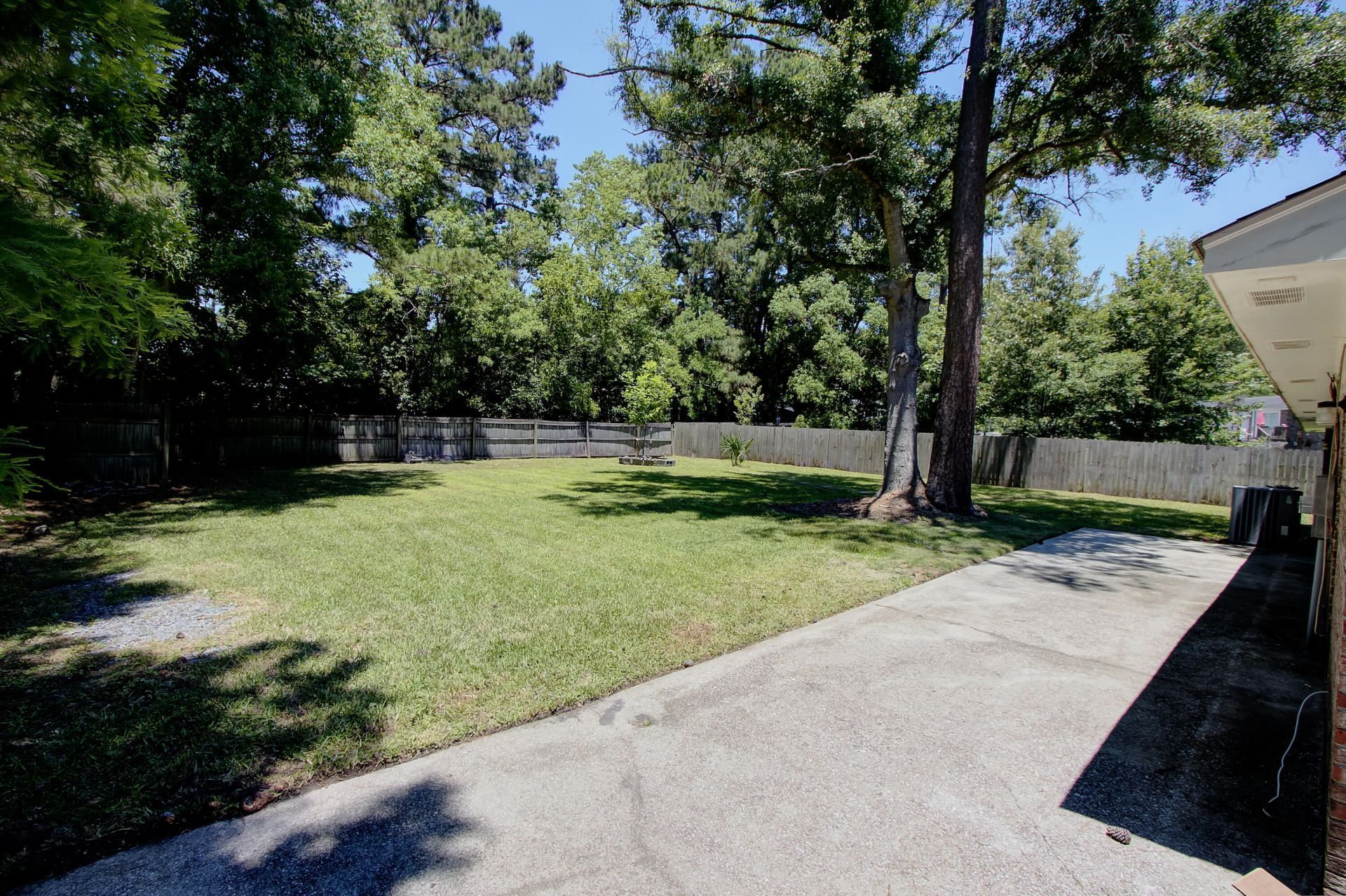 125 Tiffany Lane Photo 19