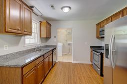125 Tiffany Lane photo 4