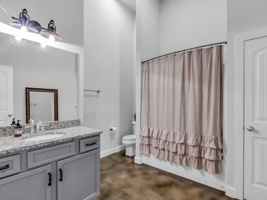 Property Image 44