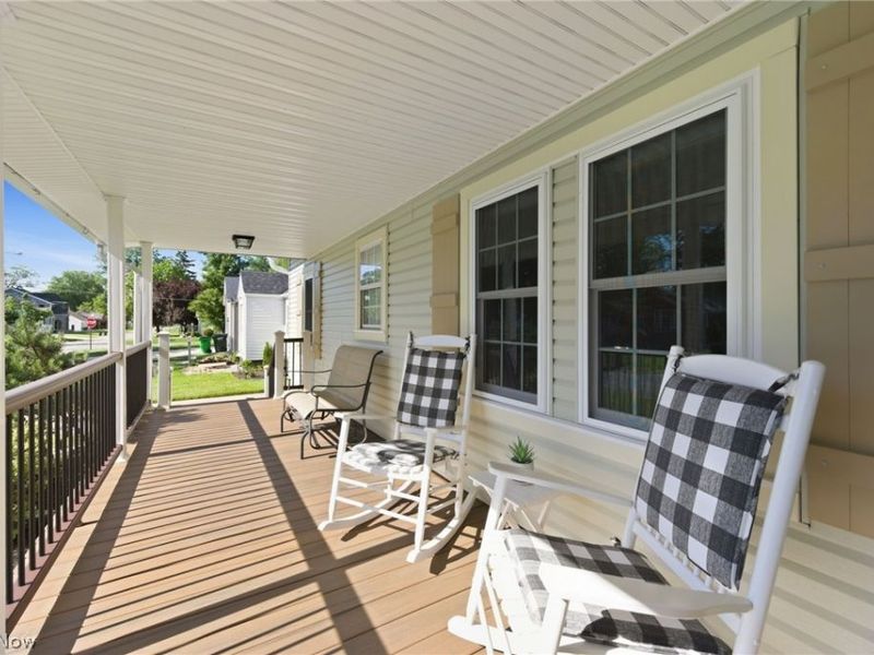 233 Sunset Road, Avon Lake, OH 44012 Photo 5