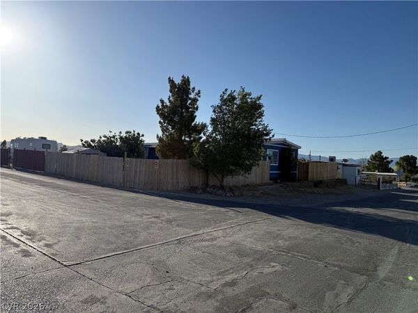 975 Sky Road, Indian Springs, NV 89018