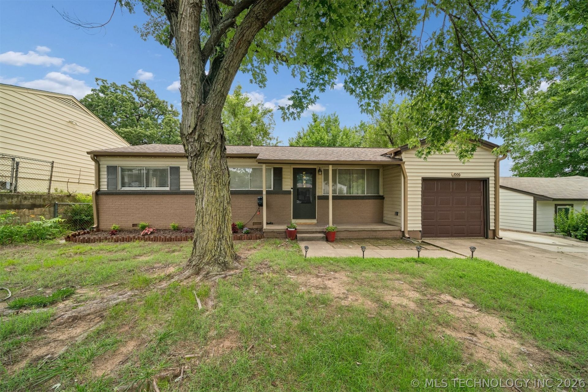 1006 Forest Drive , Sand Springs, OK 74063 Main Photo