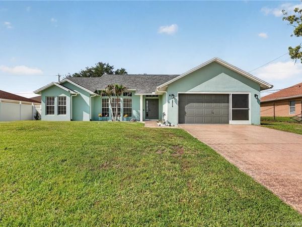 2510 SW Fair Isle Road, Port St Lucie, FL 34987