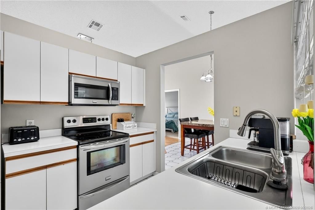 2510 SW Fair Isle Road, Port Saint Lucie, FL 34987 Photo