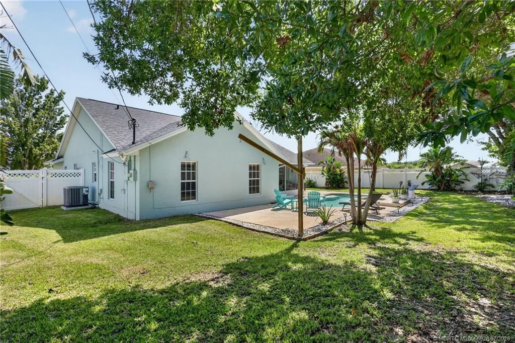 2510 SW Fair Isle Road, Port Saint Lucie, FL 34987 Photo